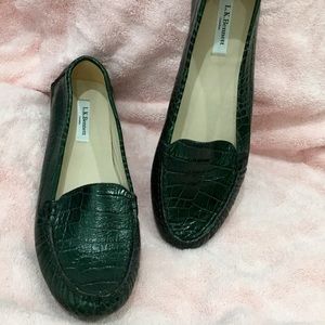 L. K. Bennett Women Leather Green Flats Sz Euro 41